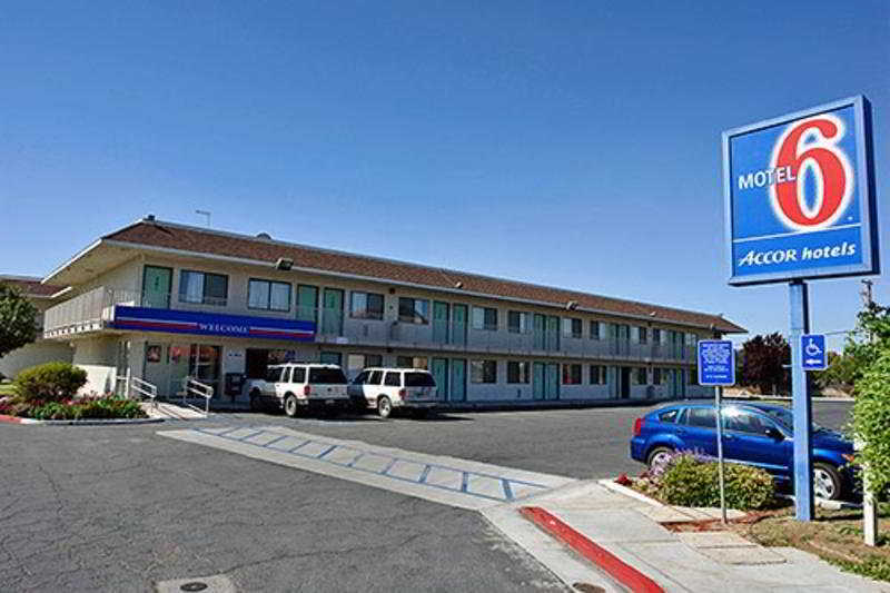 Motel 6-Bakersfield, Ca - Airport Exteriör bild