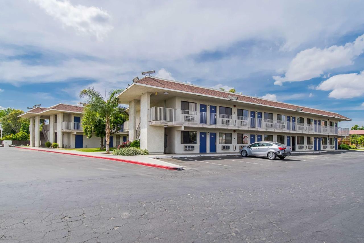Motel 6-Bakersfield, Ca - Airport Exteriör bild