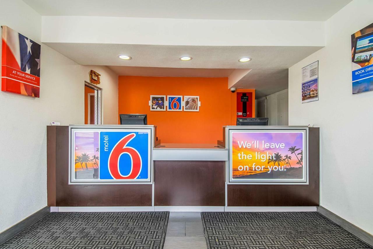 Motel 6-Bakersfield, Ca - Airport Exteriör bild